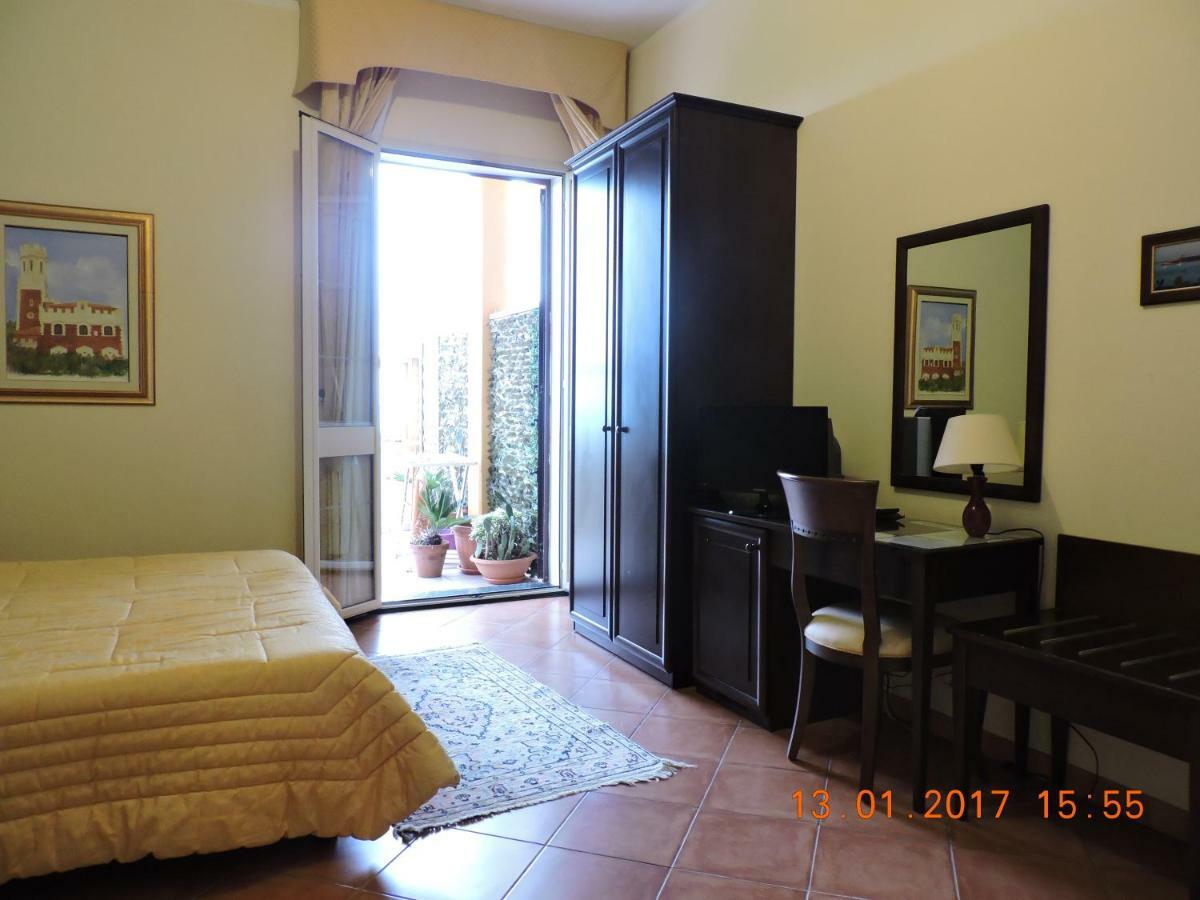 B&B Aquila Reale Portopalo Di Capo Passero Exterior photo